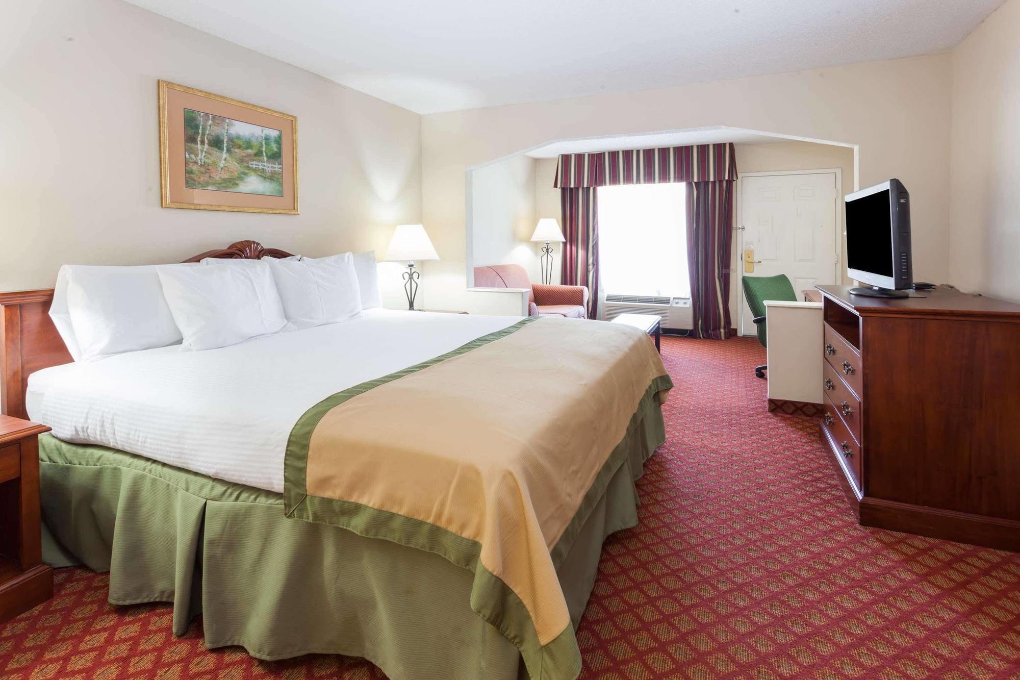 Baymont By Wyndham Covington Hotel Buitenkant foto